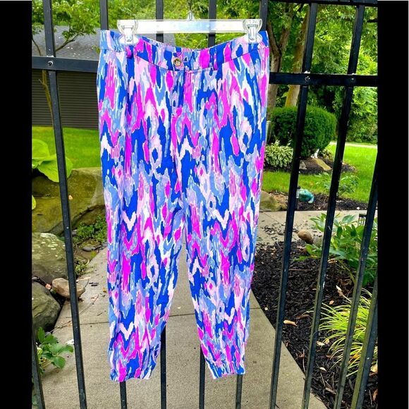 LILLY PULITZER zip front joggers/track pants in pink and blue pastel print - Picture 1 of 4